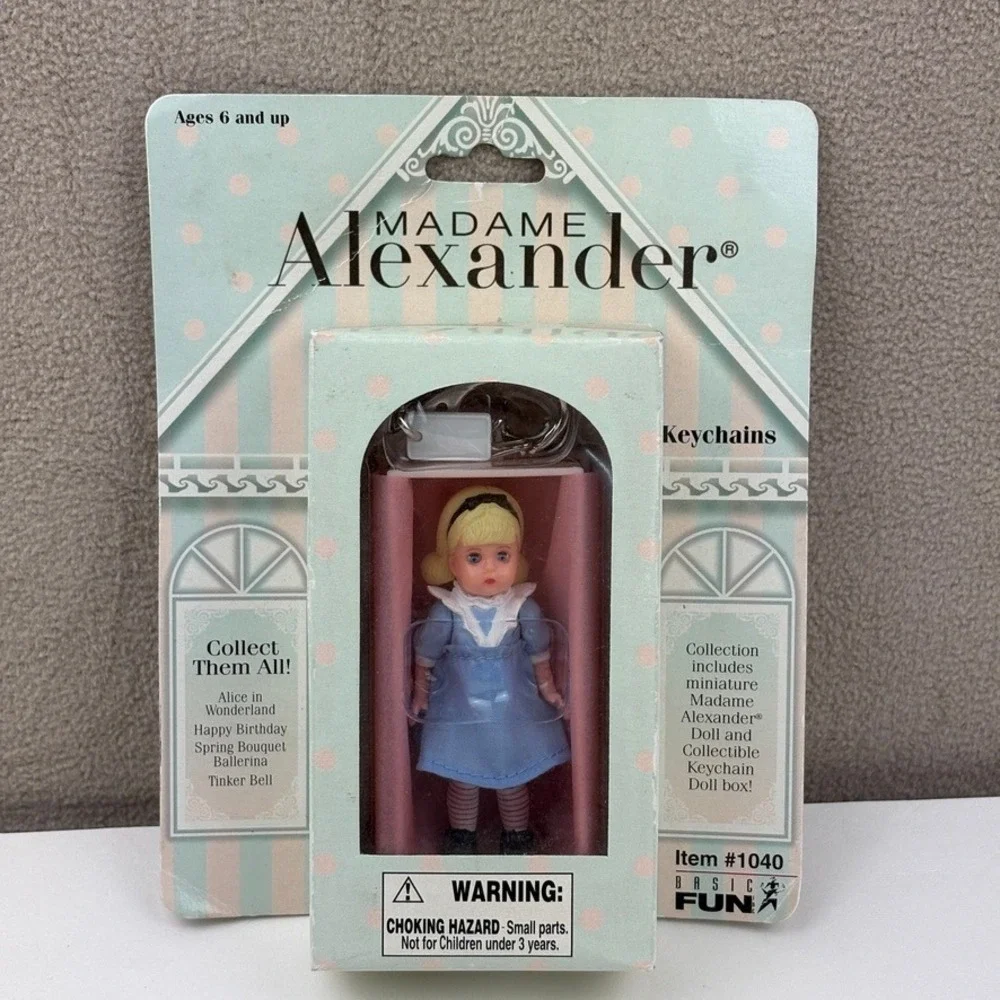 NIB Madame‎ Alexander Alice in Wonderland Mini Doll Keychain Eyes Work Collect